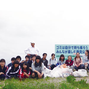 イタンキ浜　清掃ボランティア活動